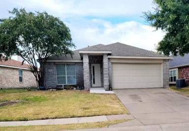 Main picture of 820 Acacia Dr