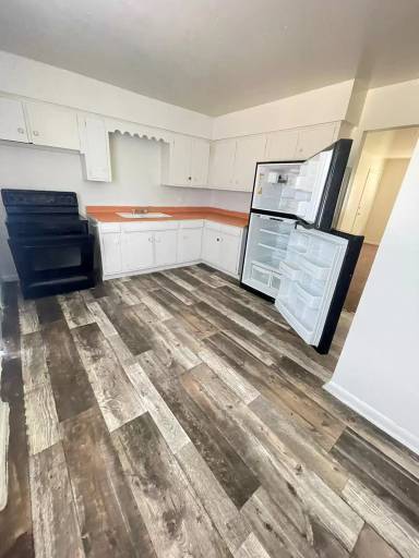 Main picture of 8736 W Carmen Ave