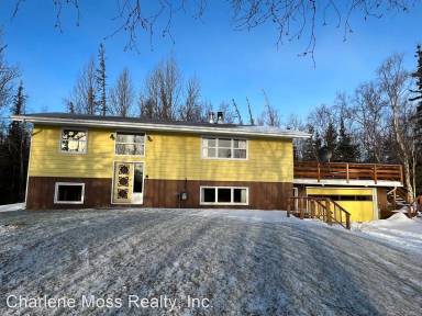 Main picture of 3000 N Burlwood Ln