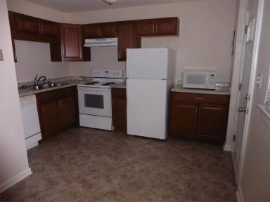 Main picture of 575 Sand Hill Rd