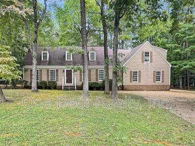 Main picture of 136 Peyton Rd