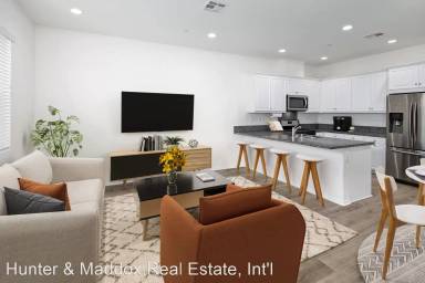 Main picture of 1323 Camino Carmelo