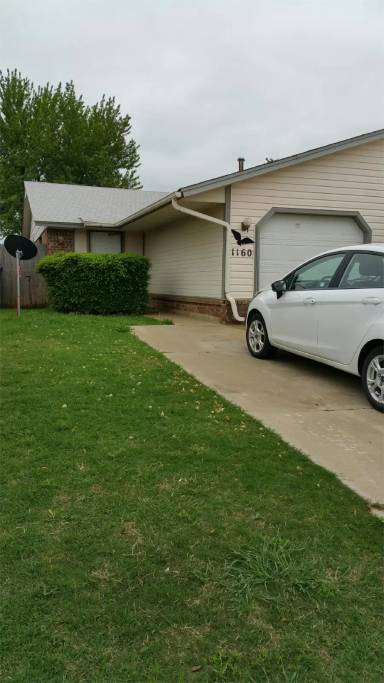 Main picture of 1156 SW 77th Ter