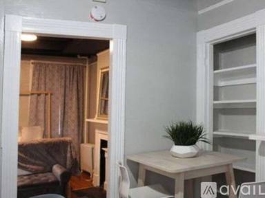 Main picture of 2 Champney Pl
