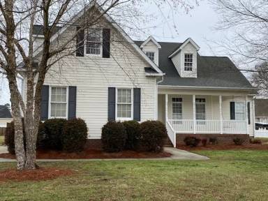 Main picture of 194 Magnolia Dr