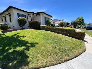 Main picture of 4602 Greenmeadows Ave