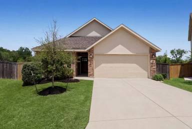 Main picture of 1507 Stony Island Dr
