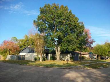 Main picture of 2526 Treadslow Ln