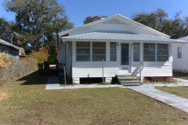 Main picture of 312 S Pine St