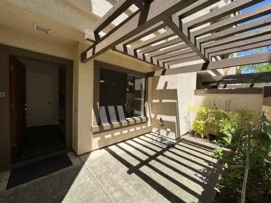 Main picture of 586 Churchill Downs Ct