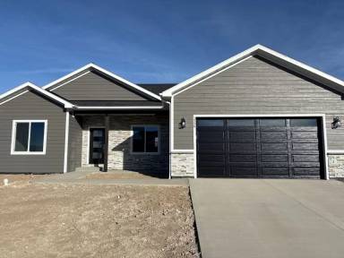 Main picture of 1539 Magpie Gulch St
