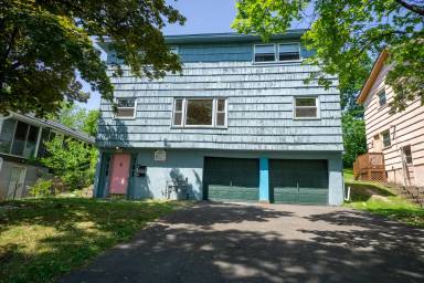Main picture of 1264 Westcott St