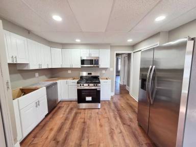 Main picture of 20 Walnut St