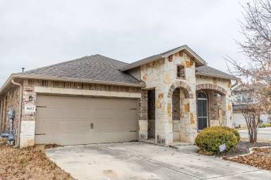 Main picture of 9023 Hubbard Hl