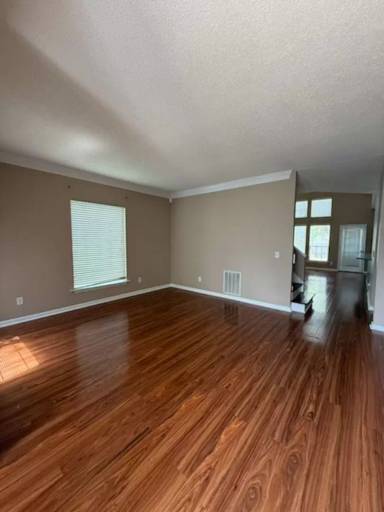 Main picture of 1464 Chandler Cir