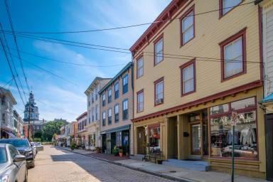 Main picture of 50 Maryland Ave