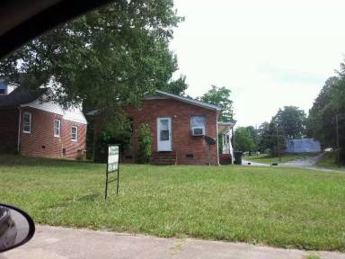 Main picture of 7 Pine St