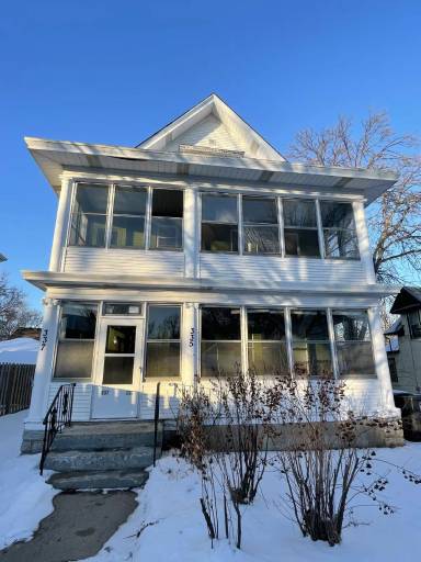 Main picture of 335 George St W