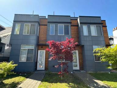 Main picture of 3019 21st Ave W