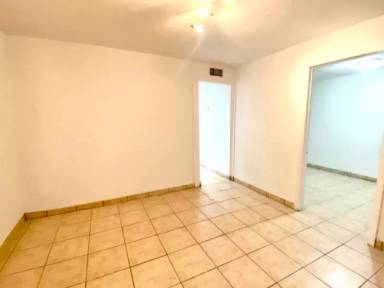 Main picture of 4307 SW 9th St