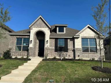 Main picture of 335 Freestall Dr