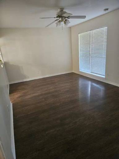 Main picture of 2442 Loyce Dr