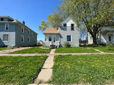 Main picture of 612 S Clark St