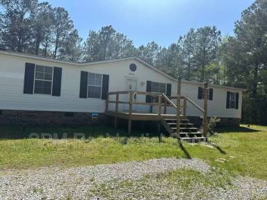 Main picture of 689 Saps Rd