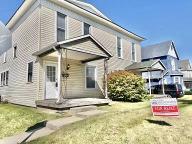 Main picture of 424 W Sycamore St