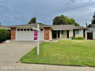 Main picture of 2925 Chiplay St