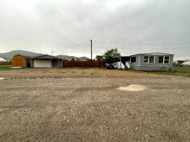 Main picture of 325 Hope Rd