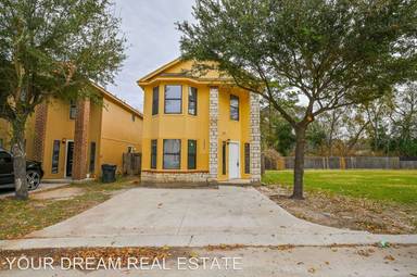 Main picture of 3032 La Estancia Ln