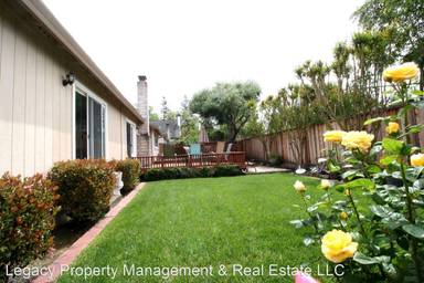 Main picture of 4461 Heath Cir
