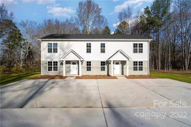 Main picture of 3080 N Main St