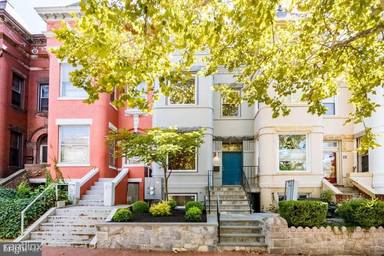 Main picture of 20 S St NW
