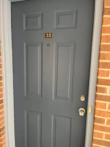 Main picture of Halifax Court Apartments