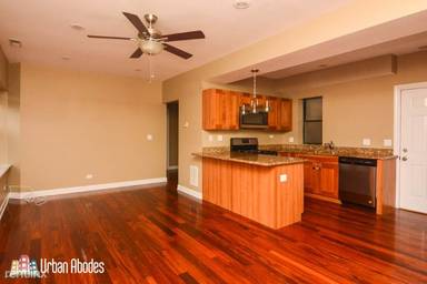 Main picture of 3001 W Gunnison St