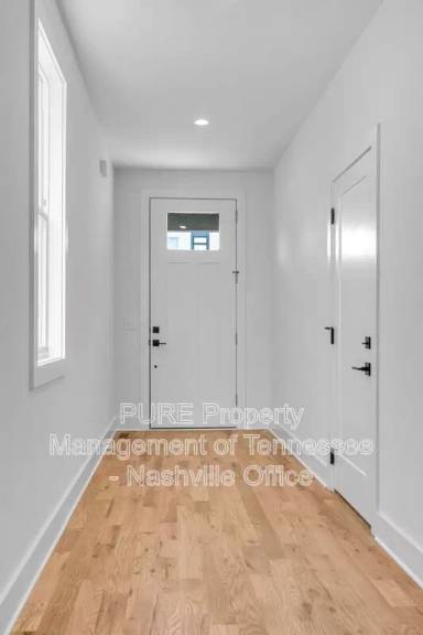 Main picture of 608 Vernon Ave