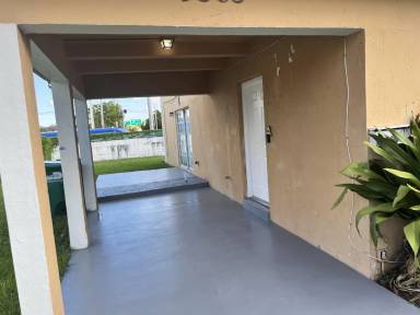 Main picture of 9503 SW 88th Ter