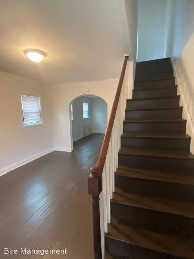 Main picture of 1400 Dukeland St