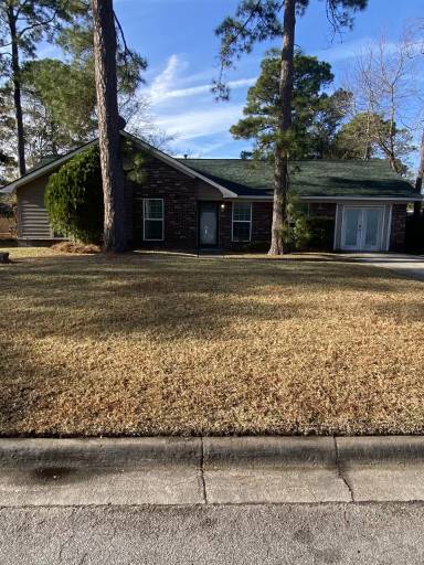 Main picture of 109 Marian Cir