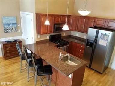 Main picture of 266 N Main St