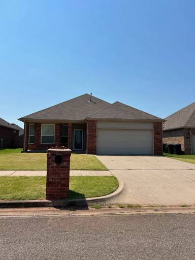 Main picture of 5904 SE 70th St