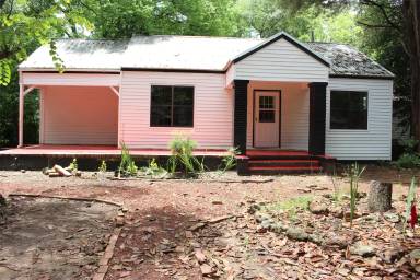 Main picture of 1406 W Whitney Ave