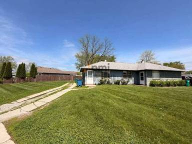 Main picture of 2913 Oakdale Ave