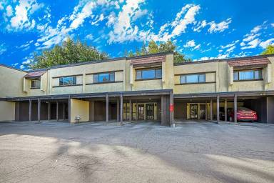 Main picture of 1156 N Camelot Dr