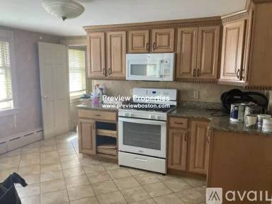 Main picture of 12 Shepard St