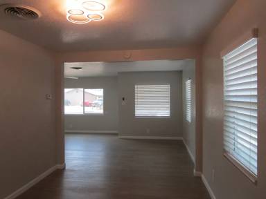 Main picture of 219 W Haloid Ave