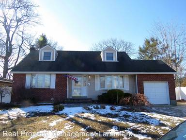 Main picture of 20 Valmont Ave