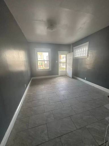 Main picture of 7124 Ditman St